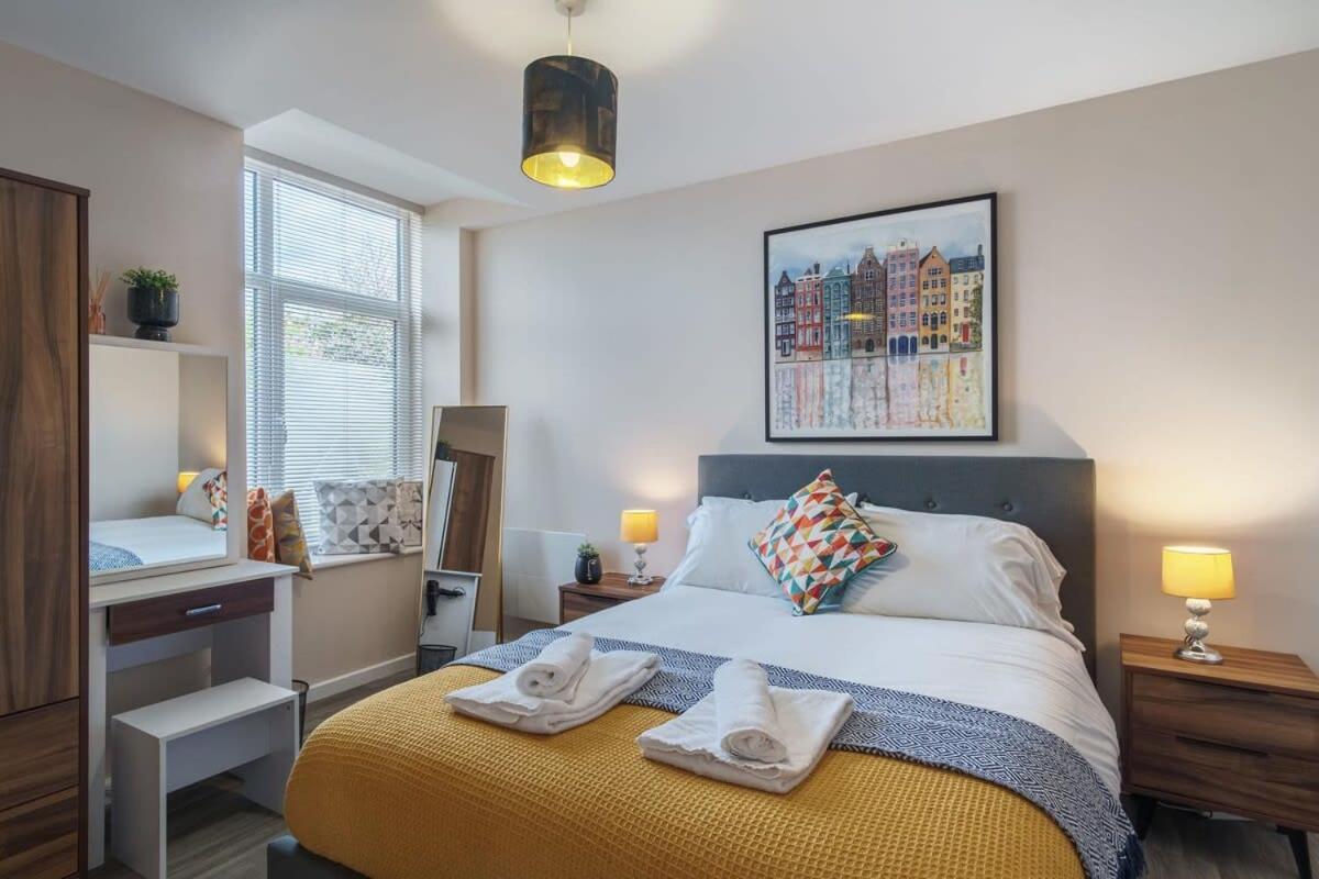 2 Bedroom Modern Apartment In Manchester Exteriör bild